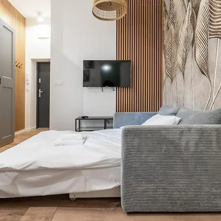 Apartment Zwirki I Wigury By Bookinghost