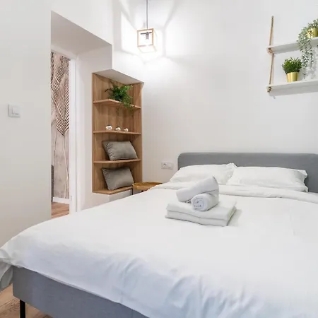 Zwirki I Wigury By Bookinghost