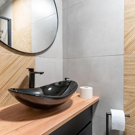 Zwirki I Wigury By Bookinghost Appartamento Katowice