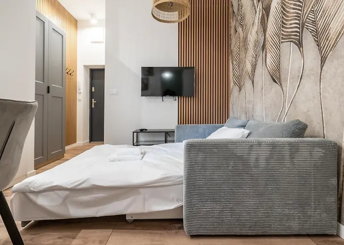 Apartment Zwirki I Wigury By Bookinghost