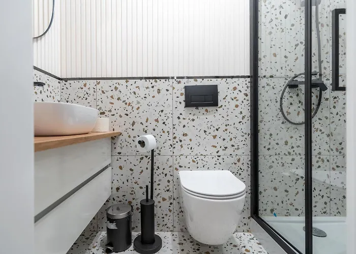 Apartment Zwirki I Wigury By Bookinghost *