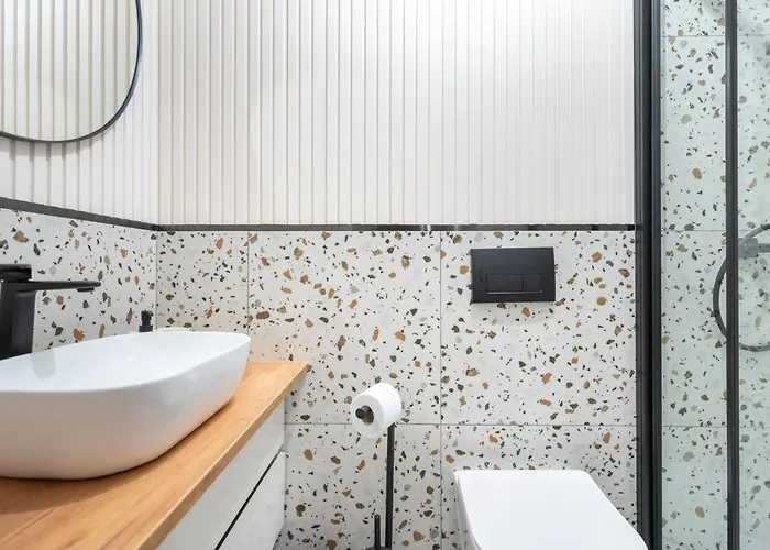 Apartment Zwirki I Wigury By Bookinghost