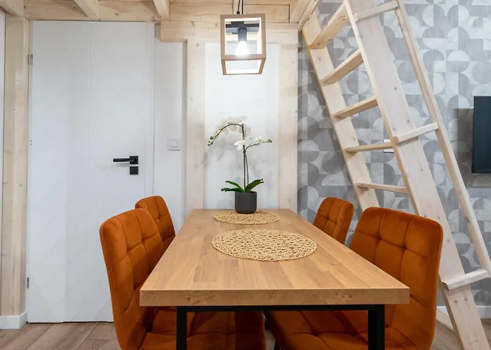 Apartment Zwirki I Wigury By Bookinghost *