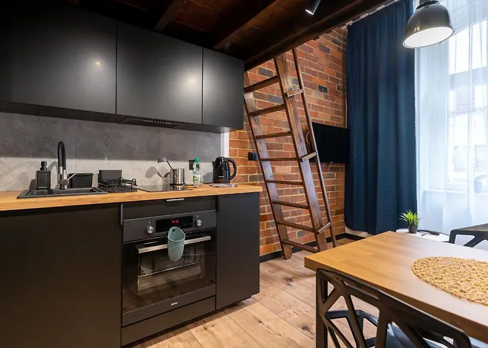 Zwirki I Wigury By Bookinghost * Kattowitz