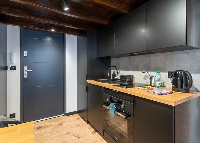 Zwirki I Wigury By Bookinghost * Kattowitz